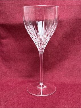 Reed and Barton, Miller Rogaska Crystal-Cut Wine Glass. Beautiful piece!!!